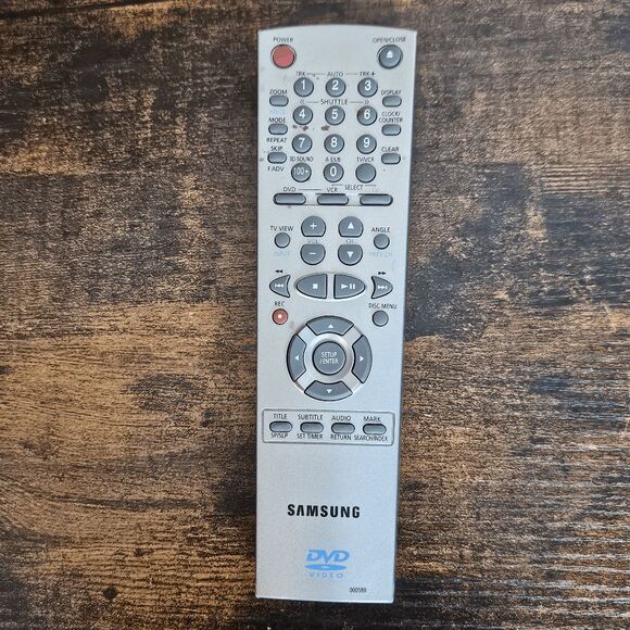 Samsung DVD Remote Control Assembly 0058B - Picture 1 of 3